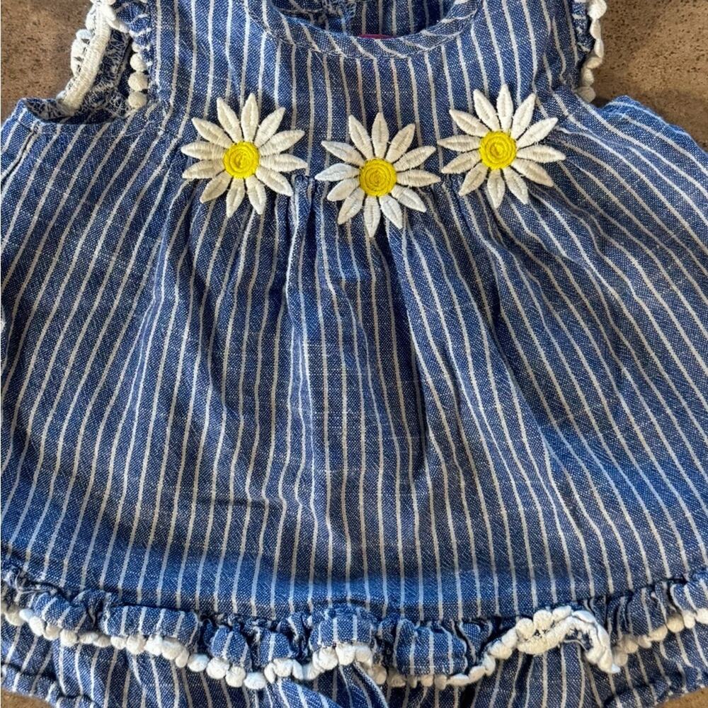 Good Lad - Adorable Blue and White Striped Dress with Daisy Accents, Size 12M - Picture 3 of 5